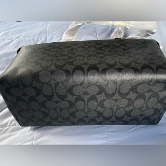 🏷️ COACH BLACK BAG~BRAND NEW WITH TAGS AND INSIDE SHIPPING BAG! - Picture 9 of 11